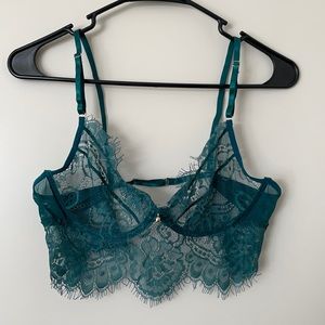 Sexy unlined lace underwire bra